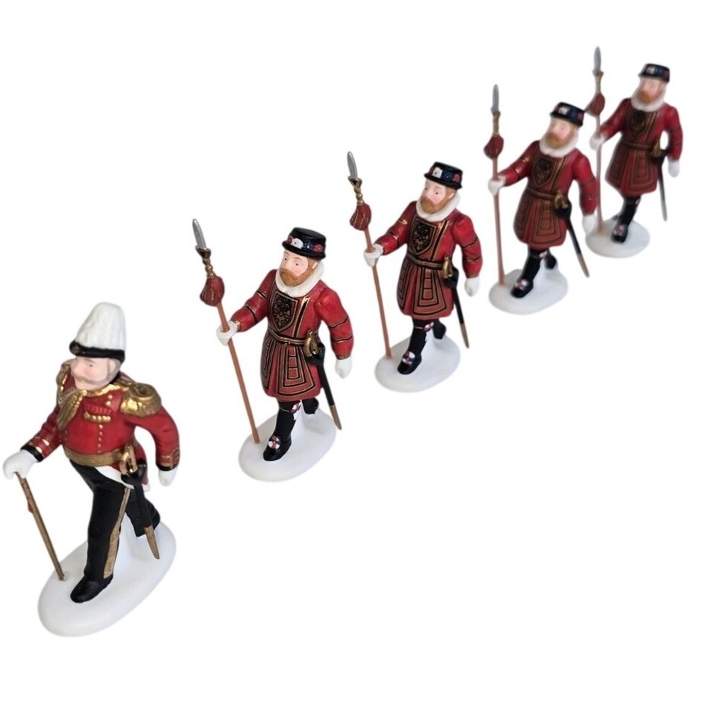 Department 56 Dickens Village YEOMEN OF THE GUARD #58397 Retired (set of 5)